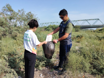 “Konstitusiya və Suverenlik İli” çərçivəsində Şirvanda növbəti təmizlik aksiyası keçirilib.