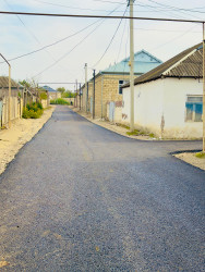 Şirvanda küçələrin asfaltlanması işləri davam etdirilir.