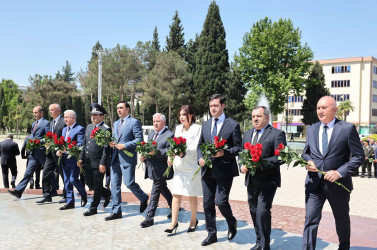 Şirvanda Ümummilli lider, Ulu Öndər Heydər Əliyevin anadan olmasının 102-ci ildönümünə həsr olunmuş tədbir keçirilib.