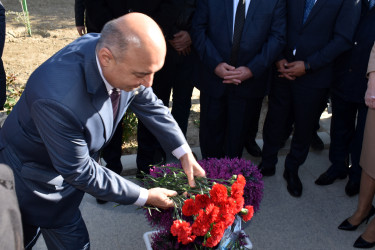 Şirvanda Vətən müharibəsinin şəhidi Ramil Vüqarəddin oğlu Əliyevin anım günü qeyd edilib.