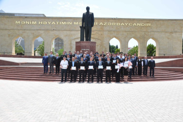 Şirvanda dövlət qulluqçularının peşə bayramı qeyd edilib.