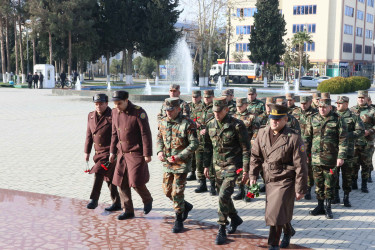 16 dekabr - Fövqəladə Hallar Nazirliyi işçilərinin peşə bayramı günü qeyd olunub.