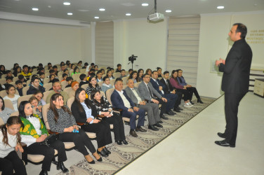 Xocalı faciəsinə həsr olunmuş  "Arzu və Murad" tamaşası nümayiş olunub.