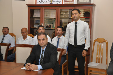 Şirvan Səhər İcra Hakimiyyətinin başçısı İlqar Abbasov vətəndaş qəbulu keçirib.