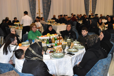 Şirvan Şəhər İcra Hakimiyyəti tərəfindən Ramazan ayı münasibətilə iftar süfrəsi açılıb.