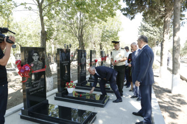 Şirvan Şəhər İcra Hakimiyyətinin başçısı avqust ayının sonuncu cümə axşamı Şəhidlər Xiyabanını ziyarət edib, şəhid ailələri ilə görüşüb.