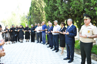Şəhər İcra Hakimiyyətinin başçısı iyul ayının sonuncu cümə axşamı şəhid ailələrinin üzvləri ilə birlikdə Şəhidlər xiyabanını ziyarət edib.