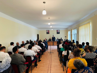Şirvan Şəhər İcra Hakimiyyətinin başçısı İlqar Abbasov növbəti səyyar görüş keçirib.