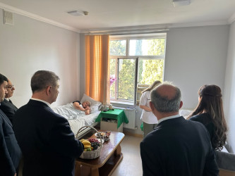 Şəhid anaları xəstəxanada ziyarət olunublar.