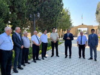 Şirvan Şəhər İcra Hakimiyyətinin başçısı iyul ayının sonuncu cümə axşamı  şəhid ailələri ilə birlikdə Şəhidlər Xiyabanını ziyarət edib.