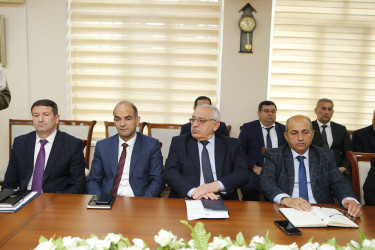Şirvan Şəhər İcra Hakimiyyətinin başçısı İlqar Abbasov növbəti vətəndaş qəbulu keçirib.