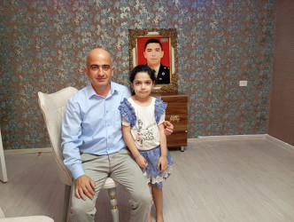 Şirvan şəhərində Anım Günü ərəfəsində şəhid ailələri və müharibə əlilləri ziyarət olunur.