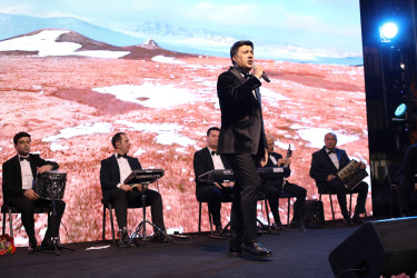 Şirvanda Ümummilli lider, Ulu Öndər Heydər Əliyevin anadan olmasının 103 illiyinə həsr olunmuş konsert təşkil edilib.