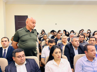 Şirvan Şəhər İcra Hakimiyyətinin başçısı İlqar Abbasov  növbəti səyyar görüş keçirib.