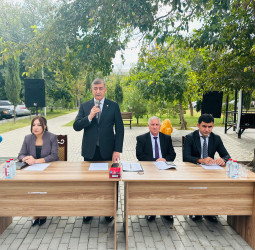 Şirvan Şəhər İcra Hakimiyyətinin başçısı İlqar Abbasov  növbəti səyyar görüş keçirib.