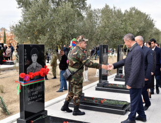 Zəfər Günü münasibətilə Şəhidlər Xiyabanı ziyarət olunub.