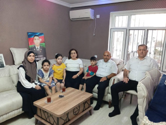 Şirvan şəhərində Anım Günü ərəfəsində şəhid ailələri və müharibə əlilləri ziyarət olunur.