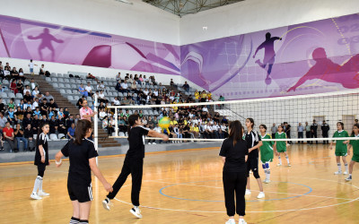 Şirvan şəhərində 28 May - Müstəqillik Gününə həsr olunmuş voleybol idman növü üzrə seleksiya xarakterli yarış keçirilib.