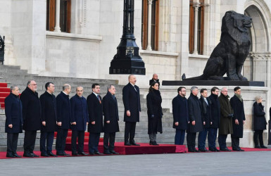 Budapeştdə Azərbaycan Prezidenti İlham Əliyevin rəsmi qarşılanma mərasimi olub