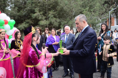 Şəhər İcra Hakimiyyətinin başçısı İlqar Abbasov yel çərşənbəsi münasibətilə təşkil olunan tədbirdə iştirak edib.