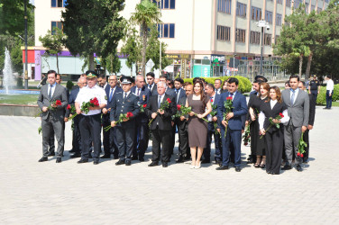 Şirvanda dövlət qulluqçularının peşə bayramı qeyd edilib.