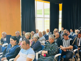 Şirvan Şəhər İcra Hakimiyyətinin başçısı İlqar Abbasov növbəti səyyar görüş keçirib.