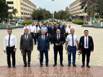 Şirvanda dövlət qulluqçularının peşə bayramı qeyd edilib.