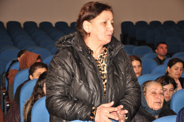 Şəhər İcra Hakimiyyətinin başçısı İlqar Abbasov növbəti səyyar görüş keçirib.