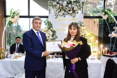 Şirvanda 5 oktyabr – Beynəlxalq Müəllimlər Günü qeyd edilib.