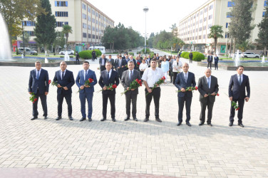 Şirvanda Müstəqilliyin Bərpası Günü qeyd edilib, ağacəkmə aksiyası keçirilib.