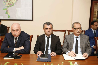 Şirvan Şəhər İcra Hakimiyyətinin başçısı İlqar Abbasov növbəti vətəndaş qəbulu keçirib.