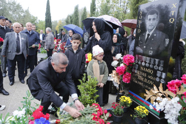 Vətən müharibəsi şəhidi Namiq Xəlilovun anım günü qeyd edilib.