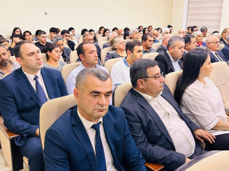 Şirvan Şəhər İcra Hakimiyyətinin başçısı İlqar Abbasov  növbəti səyyar görüş keçirib.