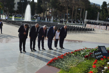 Şirvanda Ümummilli lider, Ulu Öndər Heydər Əliyevin anadan olmasının 102-ci ildönümü münasibətilə xatirəsi anılıb.