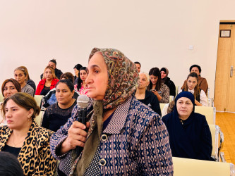 Şirvan Şəhər İcra Hakimiyyətinin başçısı İlqar Abbasov növbəti səyyar görüş keçirib.