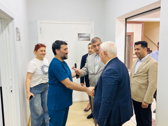 Şəhid anası müalicə aldığı xəstəxanada ziyarət edilib.