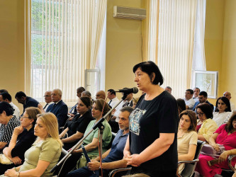 Şirvan Şəhər İcra Hakimiyyətinin başçısı İlqar Abbasov növbəti səyyar görüş keçirib.