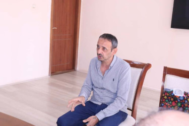 Şirvan Səhər İcra Hakimiyyətinin başçısı İlqar Abbasov növbəti vətəndaş qəbulu keçirib.