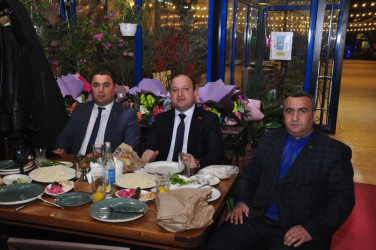 Şirvanda Beynəlxalq Qadınlar Günü münasibətilə şəhid anaları ilə görüş keçirilib, onlar üçün iftar süfrəsi təşkil olunub.