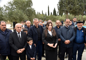 Şirvanda Vətən müharibəsinin şəhidi Hümbətov Emil Tərlan oğlunun doğum günü qeyd olunub.