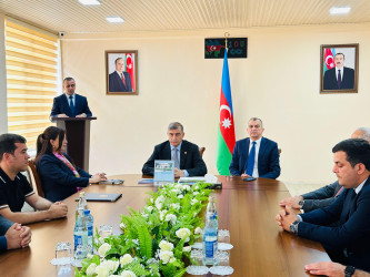 Şirvan Şəhər İcra Hakimiyyətinin başçısı İlqar Abbasov “Şirvan” futbol klubunun üzvləri ilə görüşüb.