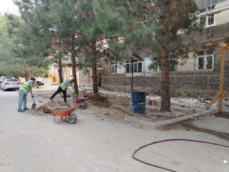 Şirvanda “Şəhərsalma və Memarlıq İli” çərçivəsində görülən abadlıq işləri davam etdirilir.