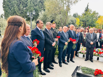 Şirvanda şəhidlərin anım günləri qeyd edilib.