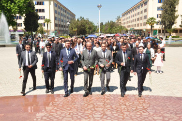 Şirvanda Ümummilli lider, Ulu Öndər Heydər Əliyevin anadan olmasının 103 illiyi münasibətilə xatirəsi anılıb.