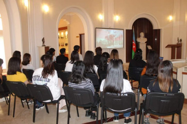 Şirvan Şəhər İcra Hakimiyyətinin təşkilatçılıgı ilə 28 May–Müstəqillik Günü münasibətilə  silsilə tədbirlər keçirilir.