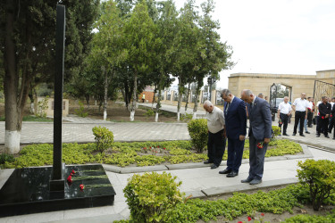 Şirvan Şəhər İcra Hakimiyyətinin başçısı İlqar Abbasov iyul ayının sonuncu cümə axşamı Şəhidlər xiyabanını ziyarət edib, şəhid ailələri ilə görüşüb.