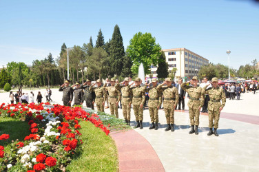 Şirvanda Ümummilli lider, Ulu Öndər Heydər Əliyevin anadan olmasının 103 illiyi münasibətilə xatirəsi anılıb.