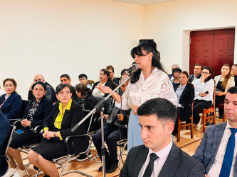 Şirvan Şəhər İcra Hakimiyyətinin başçısı İlqar Abbasov  növbəti səyyar görüş keçirib.