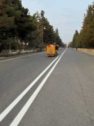 Şirvan şəhərində yol nişanlanma işlərinə başlanılıb.