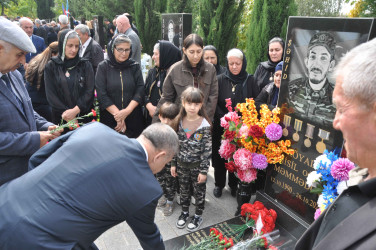 Şirvanda Vətən müharibəsi şəhidlərinin xatirəsi ehtiramla yad edilib.